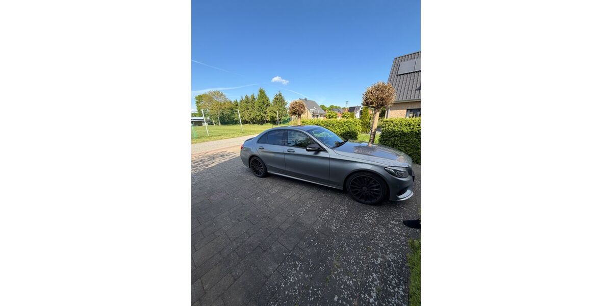 Mercedes-Benz 250 244.000 km 15.000 &euro; Rehna 19217