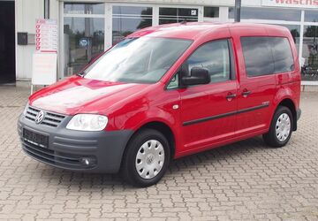 VW Caddy 208.243 km 4.598 &euro; Pampow 19075