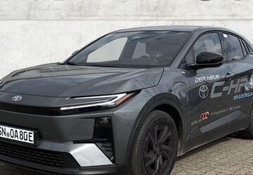 Toyota C-HR 2.000 km 46.400 &euro; Schwerin 19057
