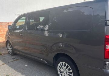 Opel Vivaro 200.000 km 15.500 &euro; Schwerin 19057