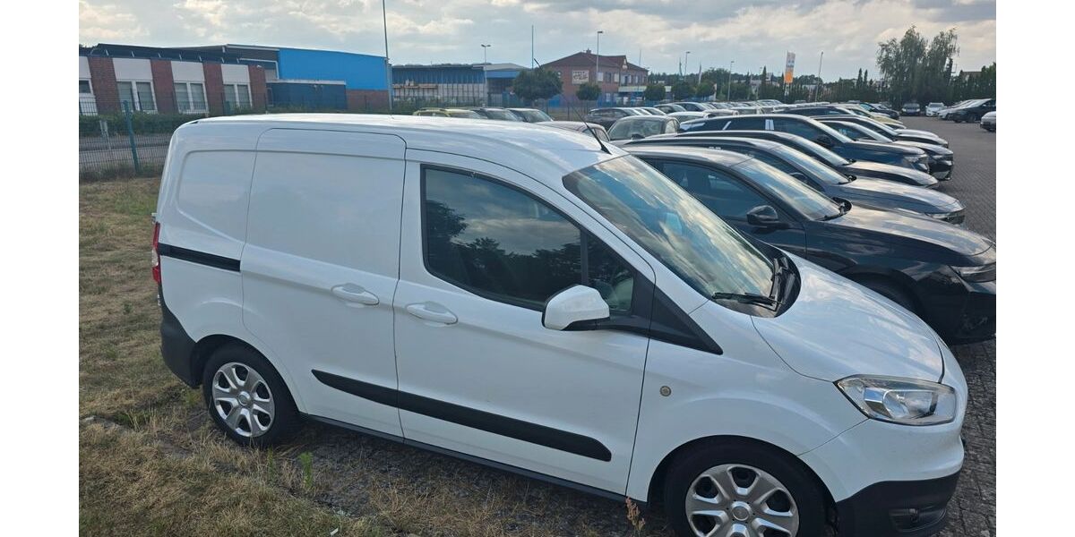 Ford Transit Courier 148.635 km 5.900 &euro; Schwerin 19053