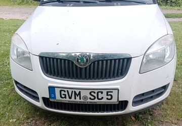 Skoda Praktik 215.631 km 2.100 &euro; Wismar 23966