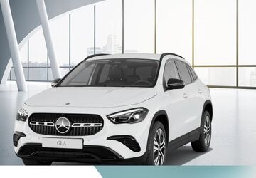 Mercedes-Benz GLA 180 8.440 km 33.915 &euro; Schwerin 19057