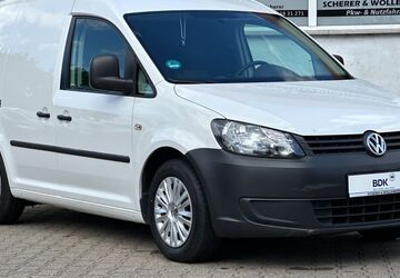 VW Caddy 163.000 km 6.450 &euro; Bandenitz 19230