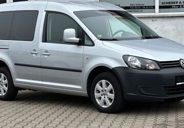 VW Caddy 232.000 km 6.950 &euro; Bandenitz 19230