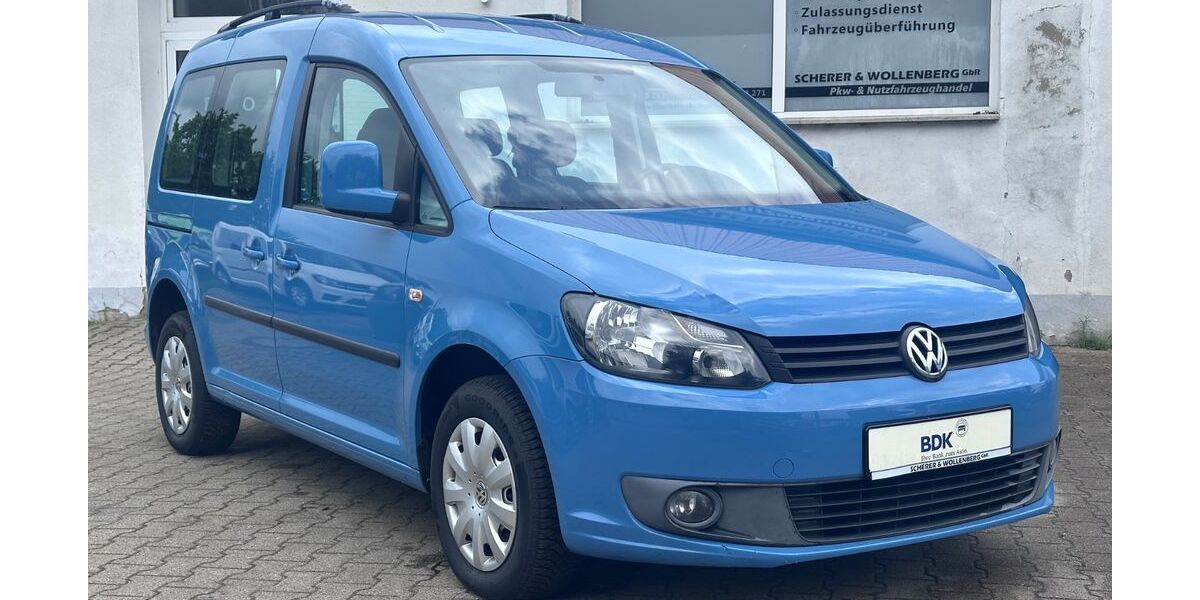 VW Caddy 163.000 km 8.950 &euro; Bandenitz 19230
