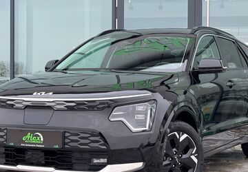 Kia Niro 3.352 km 27.799 &euro; Pampow 19075