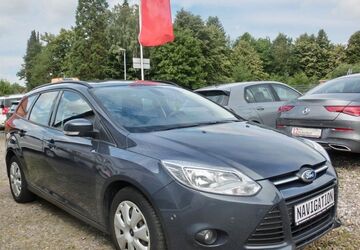 Ford Focus 165.000 km 4.800 &euro; Schwerin-Warnitz /MV 19057